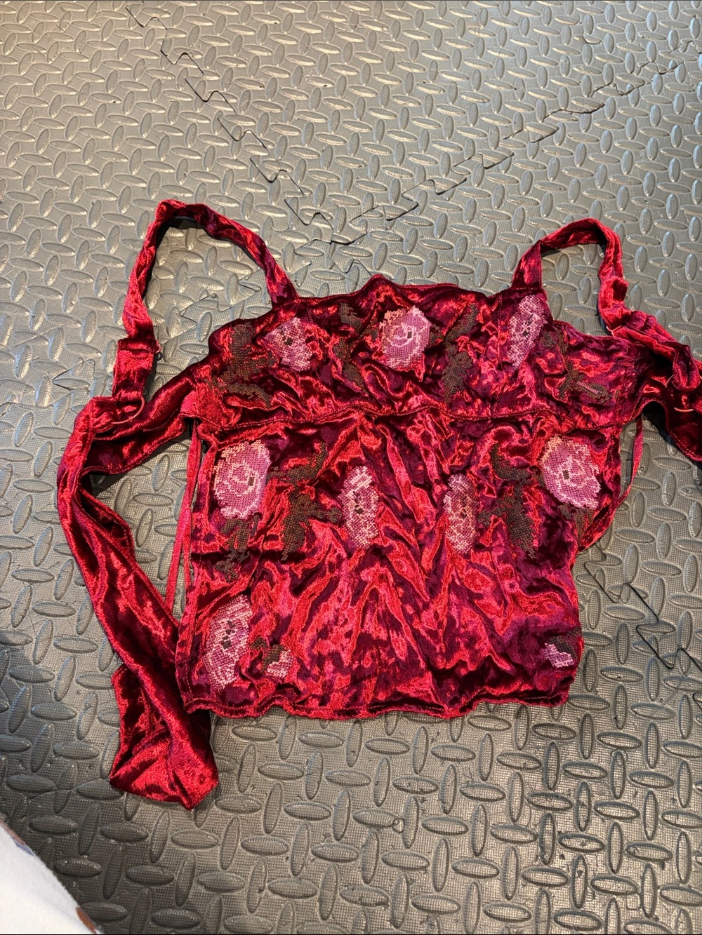 Kimchi Blue Red Velvet Floral Crop Top